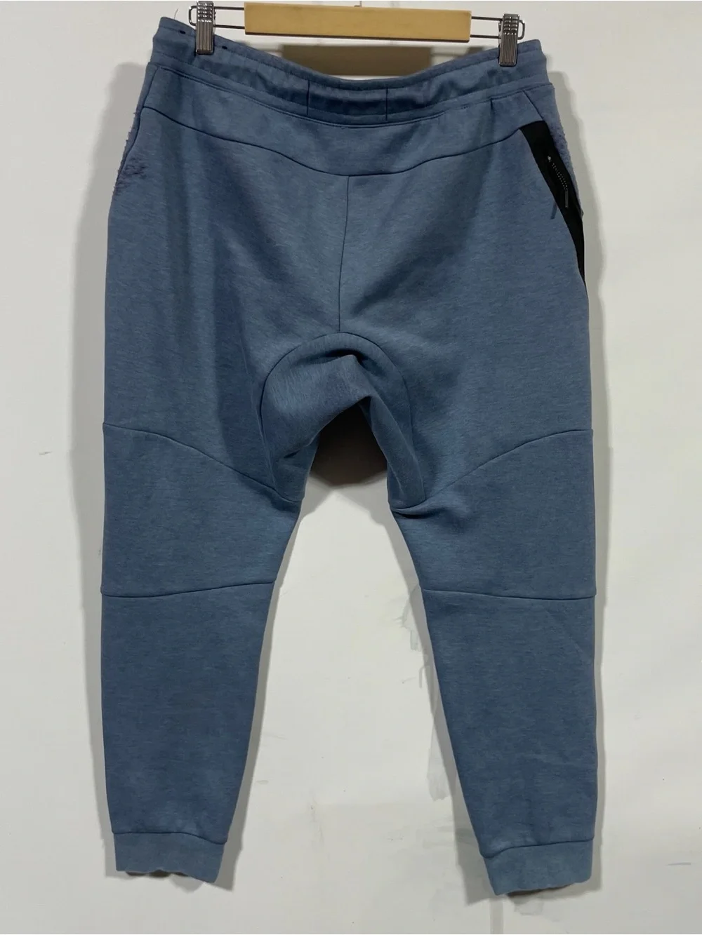 Nike Men’s Sweatpants Joggers in Light Blue with Red Label